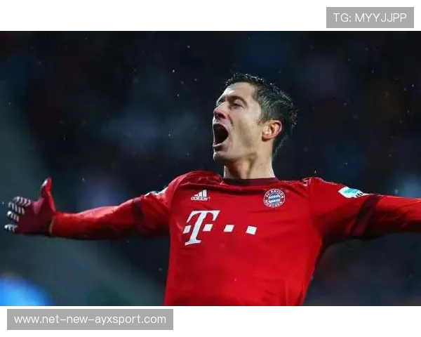 比利亚雷亚尔盯上德乙进攻巨人——足球转会市场的新动向